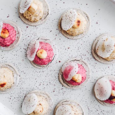 Crackers sarrasin, houmous, topinambour, noisette